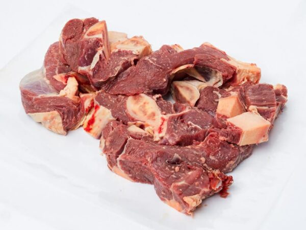 Beef Meat on bone/kg